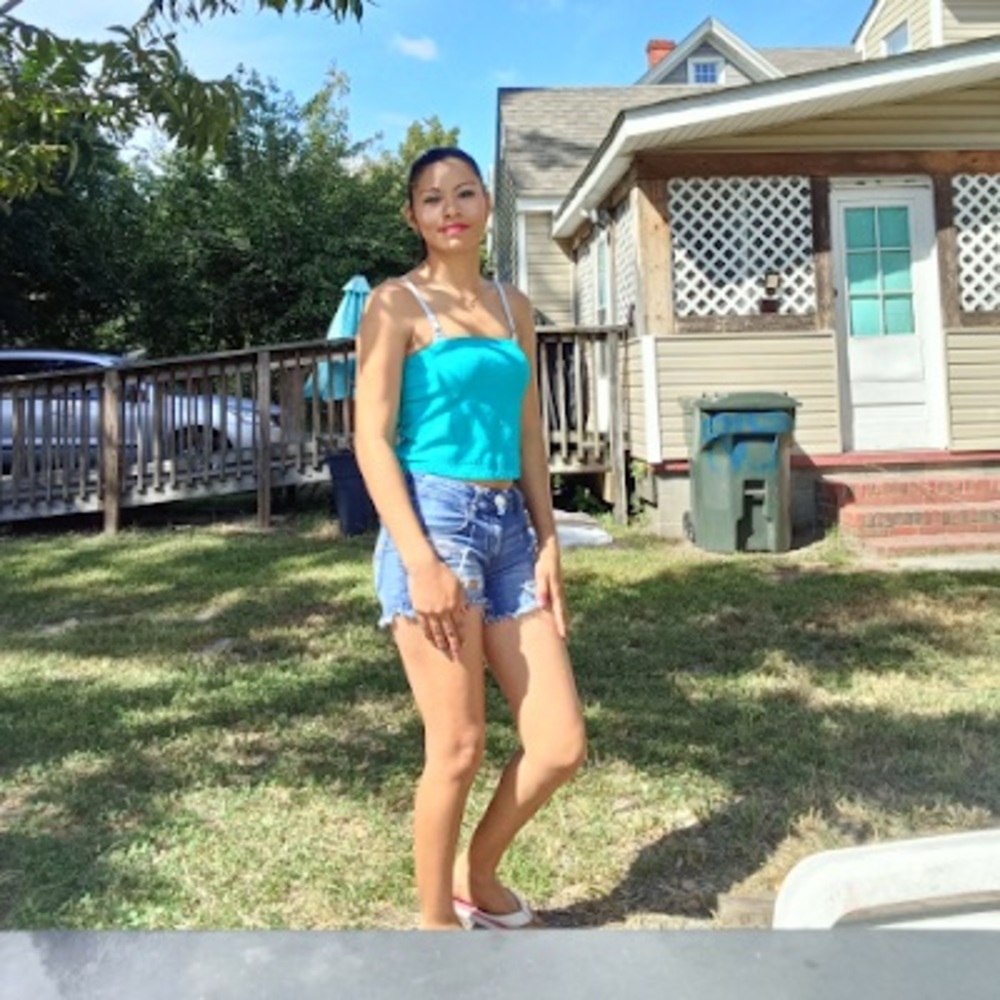 Meet your Posher, Ana julia